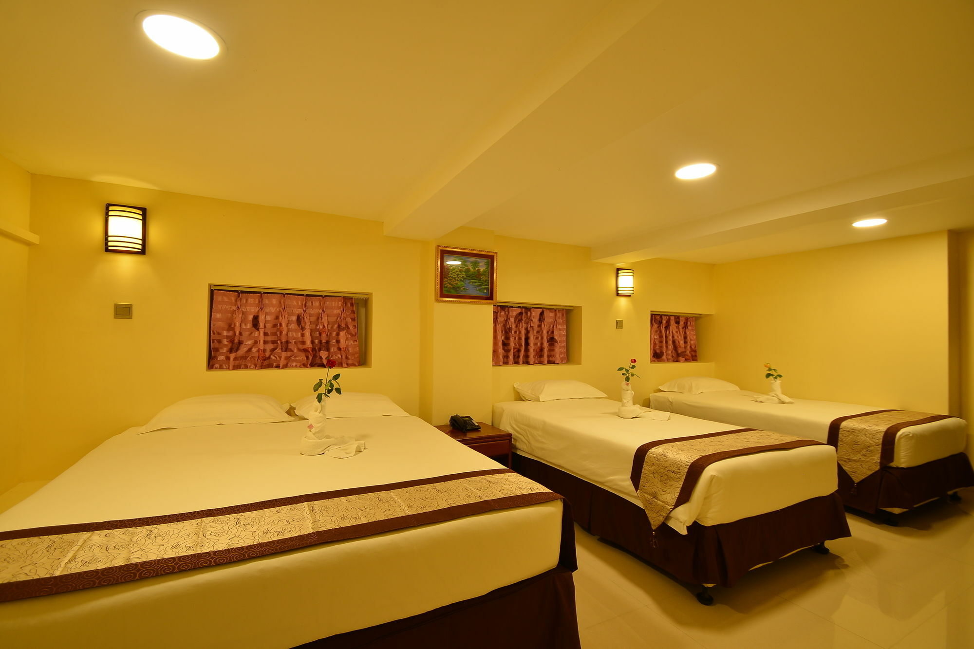 Family Treasure Yangon Hotel Kültér fotó